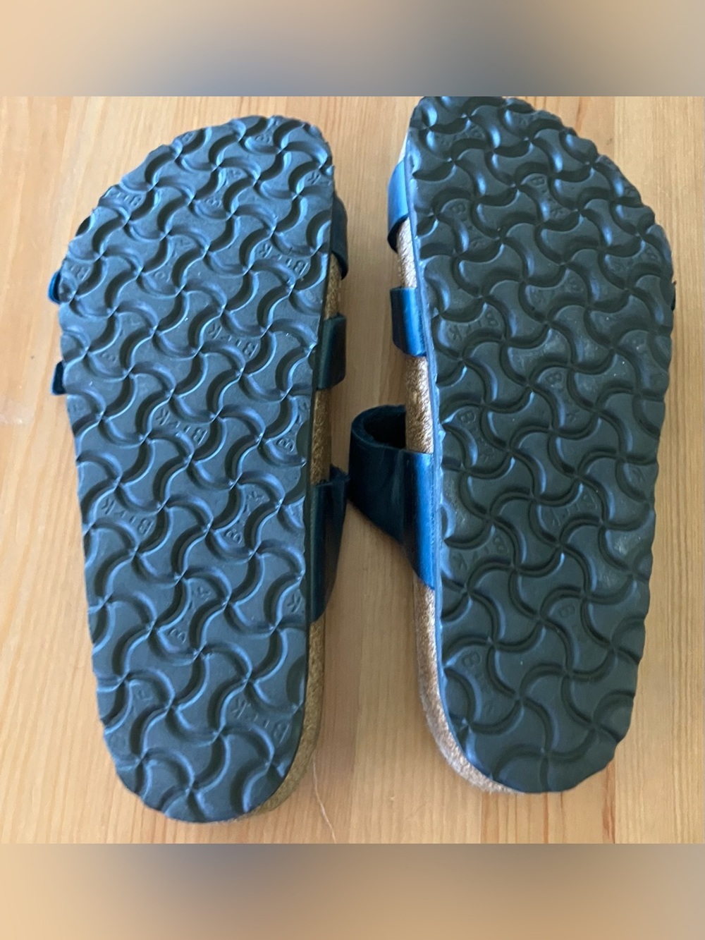GUC Franca Birkenstock Women’s Size 9 Navy Buckle Sandals worn twice - Picture 8 of 12
